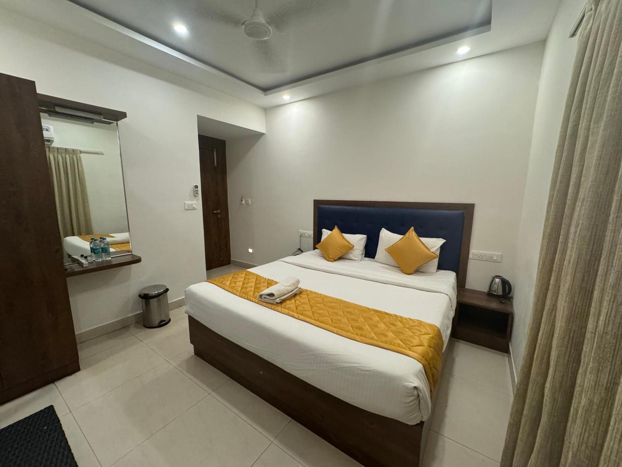 Jn Guestline Hotel Devanahalli ภายนอก รูปภาพ